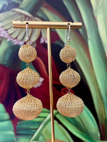 SERIOUSLY DESIGNED - Three Ball Graduating Mesh Earrings - GOLD