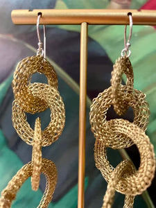 SERIOUSLY DESIGNED - Three-Circle Mesh Earrings - DARK GOLD