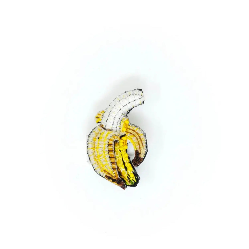 TROVELORE - Banana Brooch