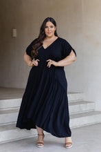 Load image into Gallery viewer, Peak Maxi Dress - BLACK