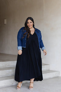 Peak Maxi Dress - BLACK