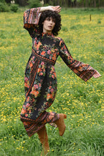 Load image into Gallery viewer, CURATE by Trelise Cooper - Glamour To Go Reversible Dress - BLACK